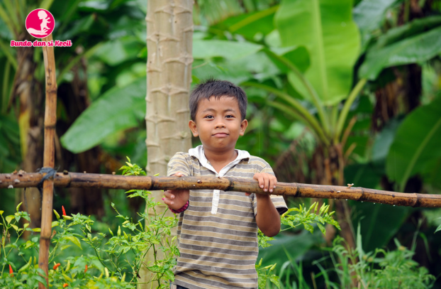 9 Alasan Serunya Punya Anak Laki-Laki yang Bikin Hati Meleleh